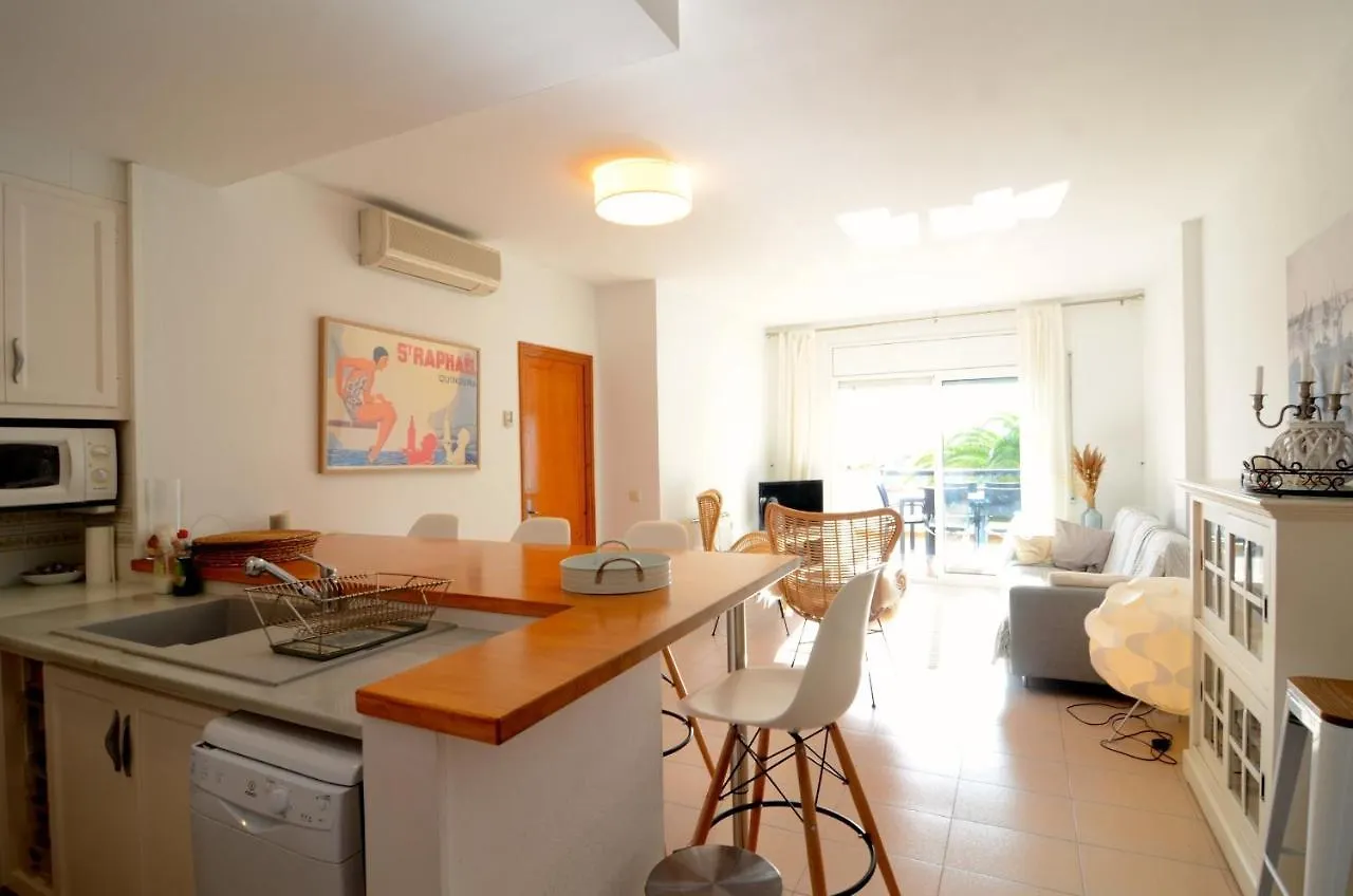 L' Escala Apartamentos Santa Anna ספרד