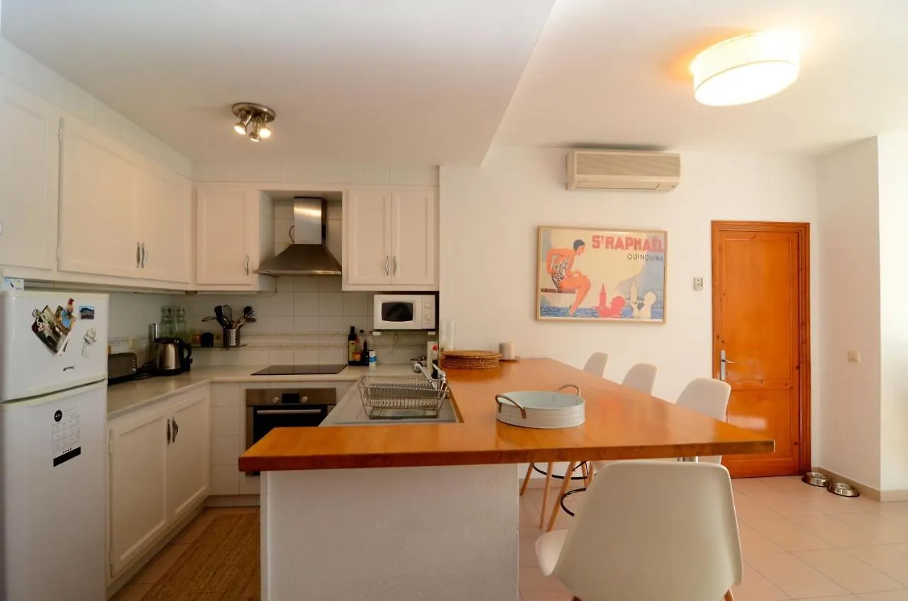 L' Escala Apartamentos Santa Anna ספרד